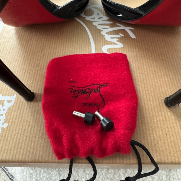 Christian Louboutin Iriza 100mm Heels Patent Leather - Picture 7 of 10